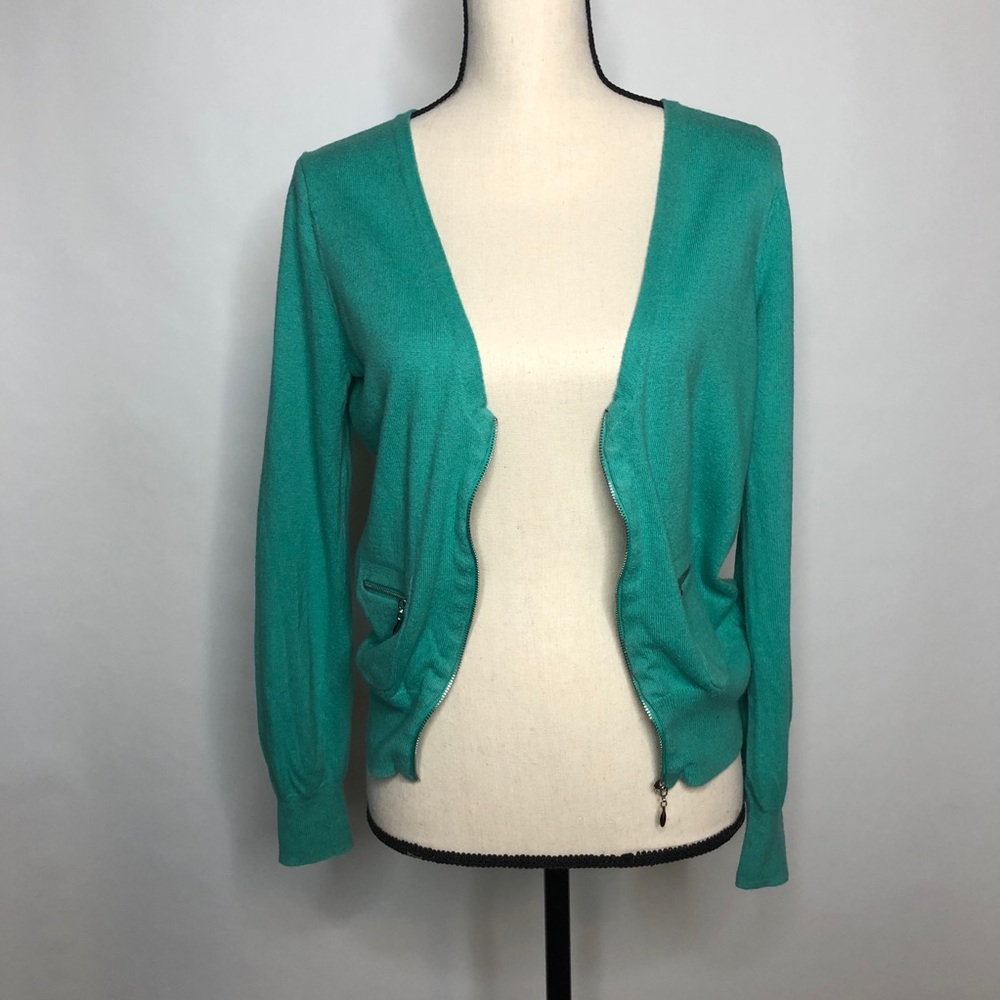 Forever 21 Cardigan - Picture 2 of 5